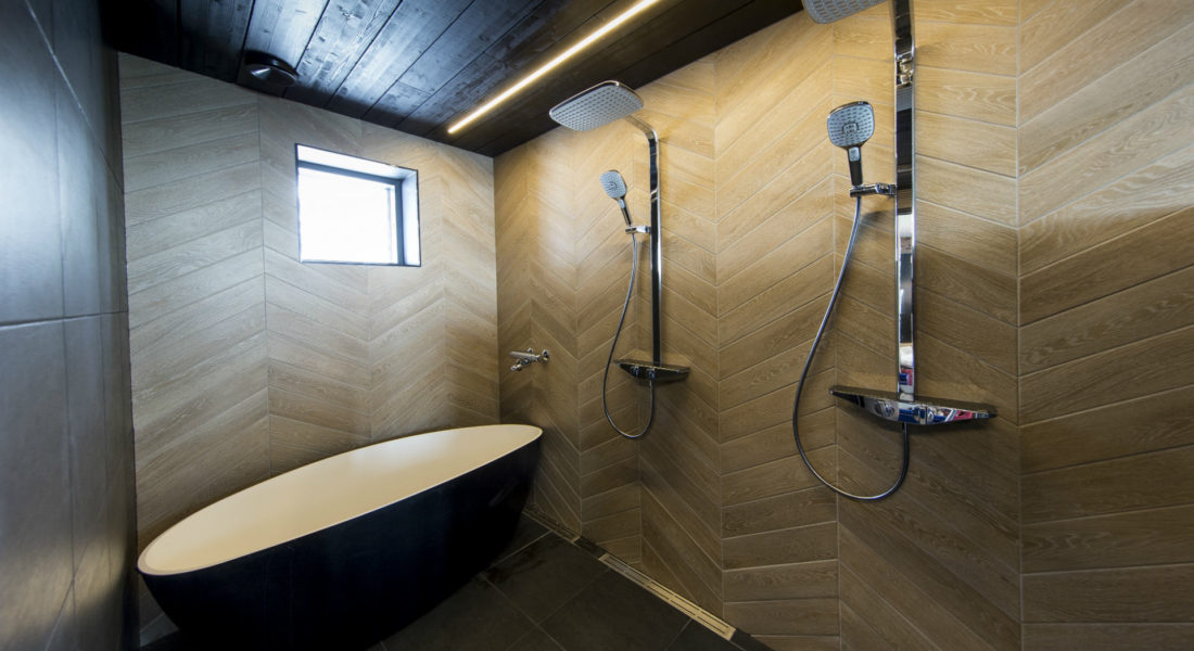 Villa Aava 2 bathroom with sauna